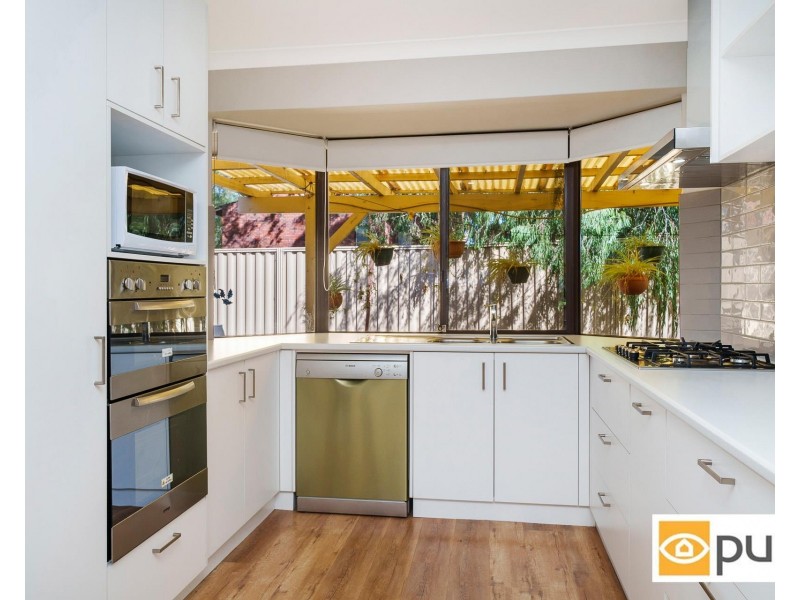 34 Roche Road, Duncraig WA 6023