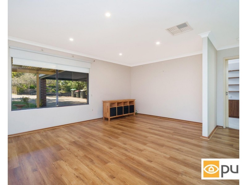 34 Roche Road, Duncraig WA 6023