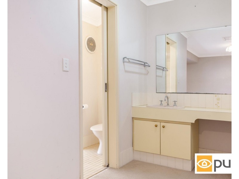 34 Roche Road, Duncraig WA 6023