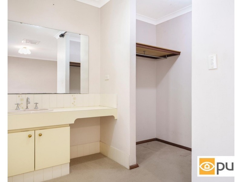 34 Roche Road, Duncraig WA 6023