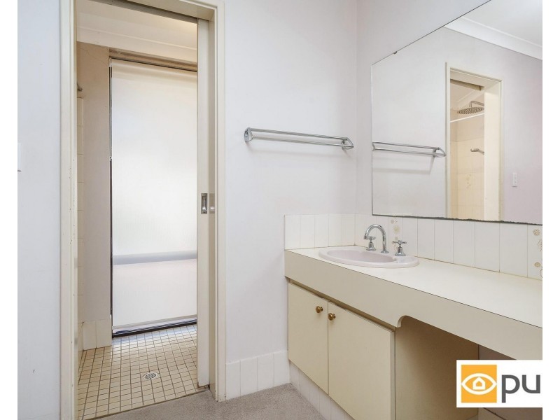 34 Roche Road, Duncraig WA 6023