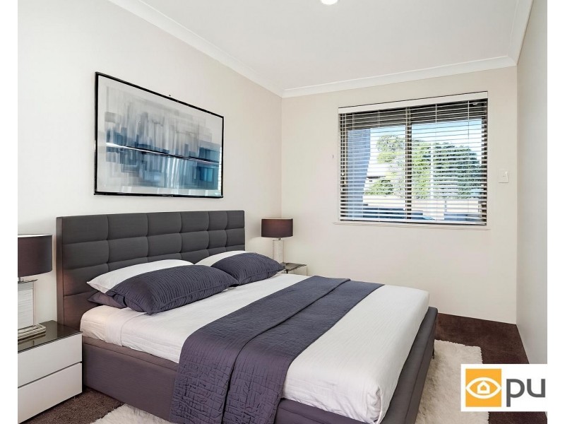 4/3 Rockett Lane, Cottesloe WA 6011