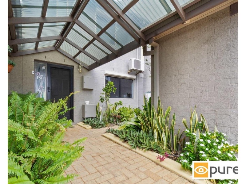 4/3 Rockett Lane, Cottesloe WA 6011