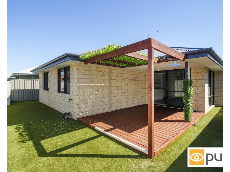 23 Silvergum Way, Piara Waters WA 6112