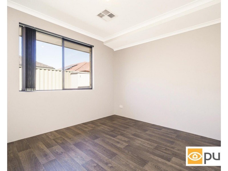 23 Silvergum Way, Piara Waters WA 6112
