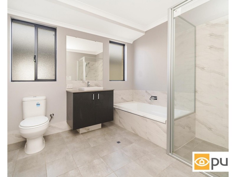 23 Silvergum Way, Piara Waters WA 6112