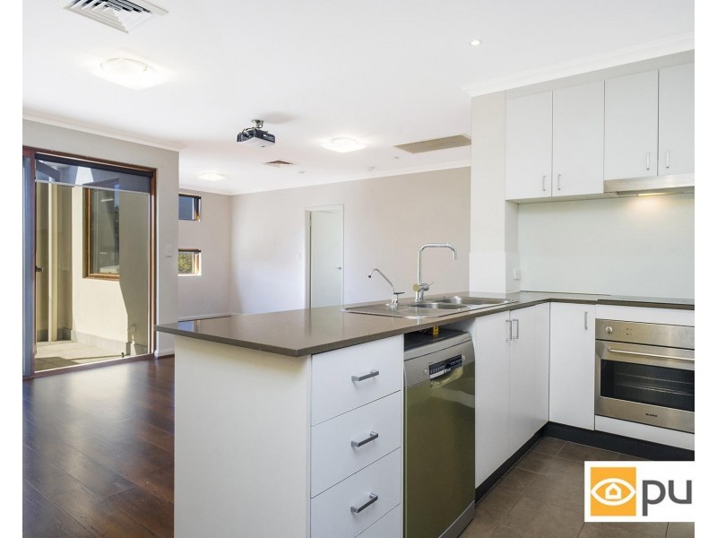 7/2 Davies Street, Northbridge WA 6003