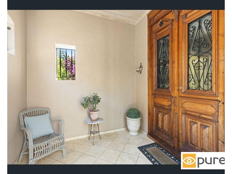 4 Dunbar Road, Claremont WA 6010