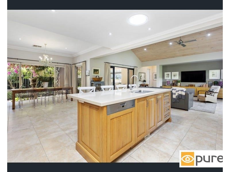 4 Dunbar Road, Claremont WA 6010