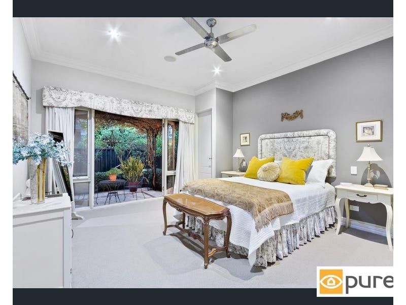 4 Dunbar Road, Claremont WA 6010