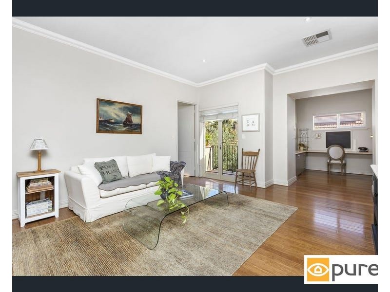 4 Dunbar Road, Claremont WA 6010