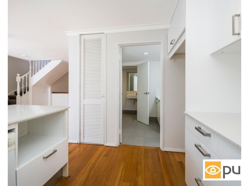 4/62 Onslow Road, Shenton Park WA 6008