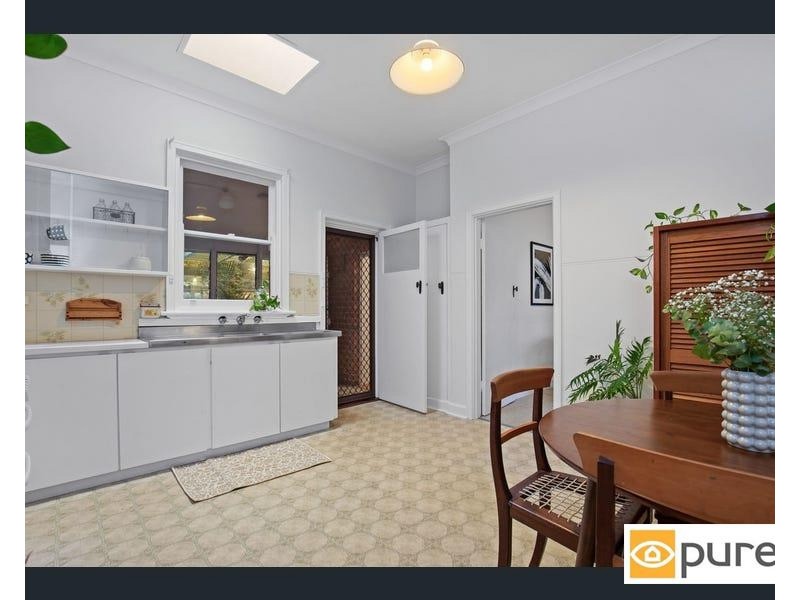 79 Pangbourne Street, Wembley WA 6014