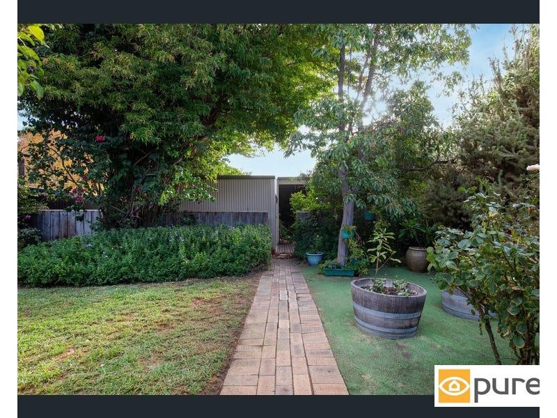 79 Pangbourne Street, Wembley WA 6014