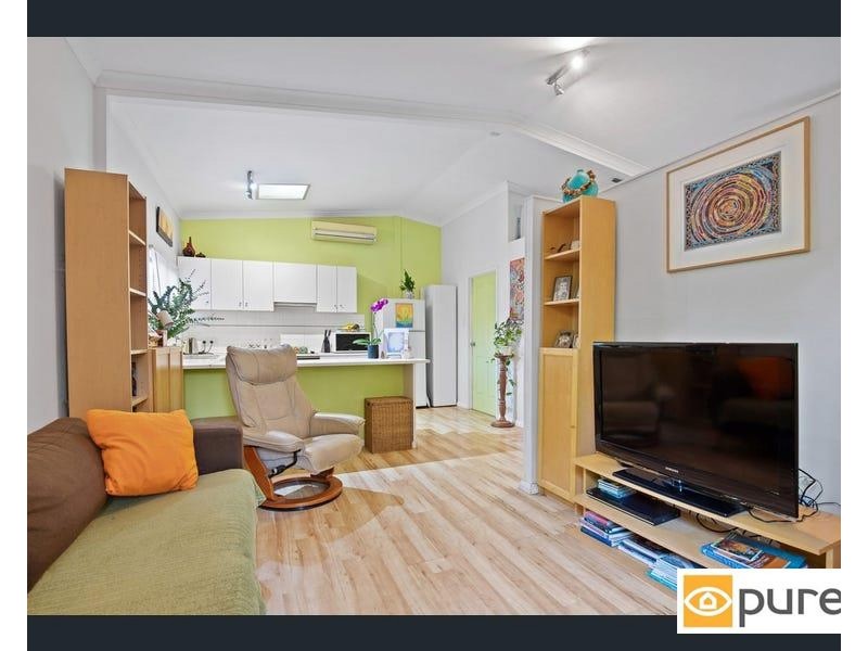 79 Pangbourne Street, Wembley WA 6014