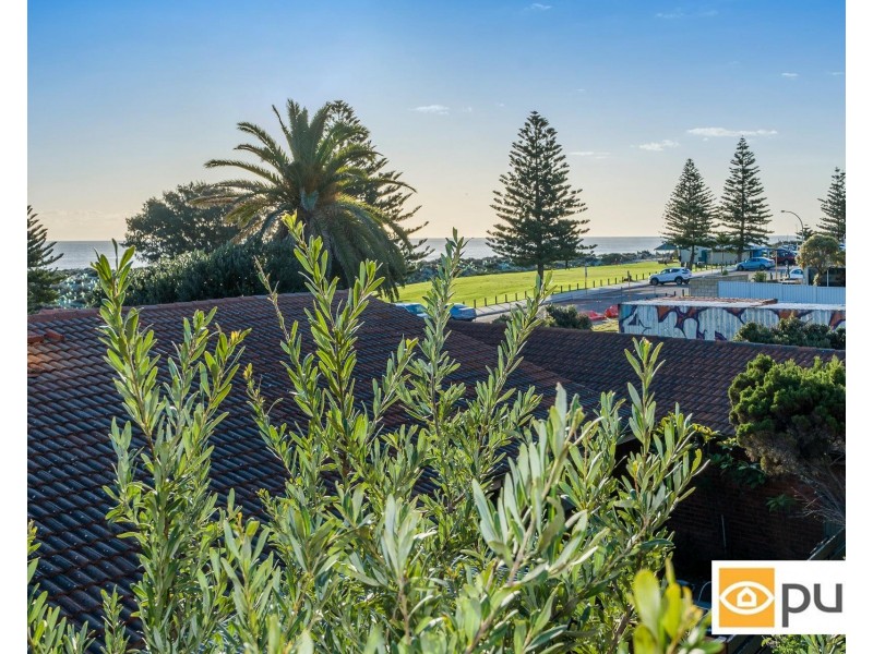 8/210 The Esplanade, Scarborough WA 6019