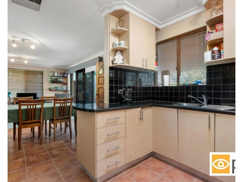 8/78 Murray Road, Bicton WA 6157