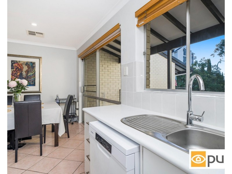 18/165 Mill Point Road, South Perth WA 6151