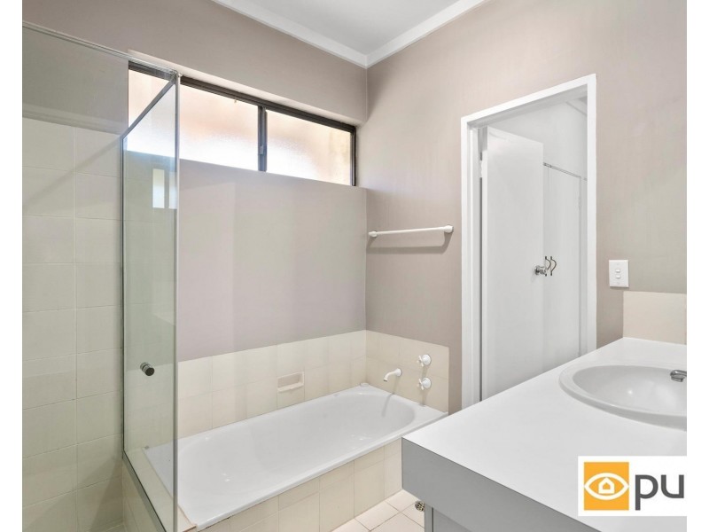 1/20 Queenslea Drive, Claremont WA 6010