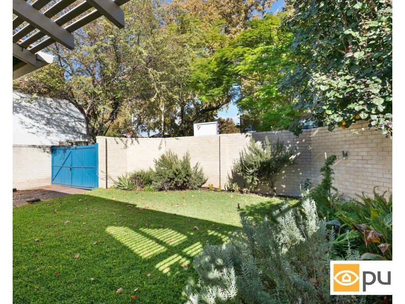 1/20 Queenslea Drive, Claremont WA 6010