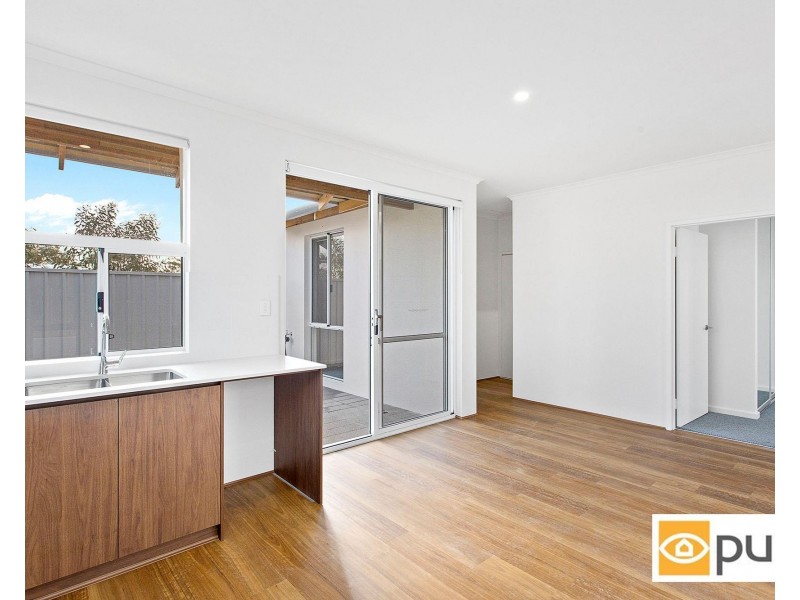 10/90 Winfield Street, Hamilton Hill WA 6163