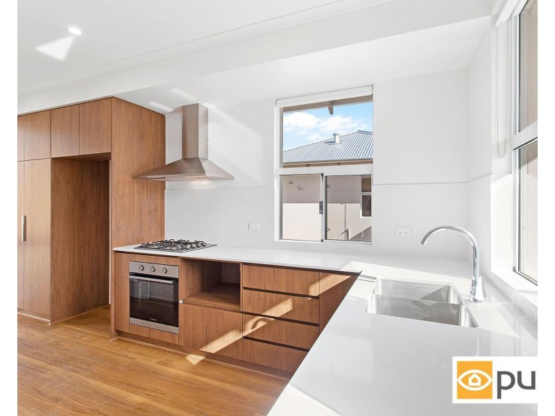 10/90 Winfield Street, Hamilton Hill WA 6163