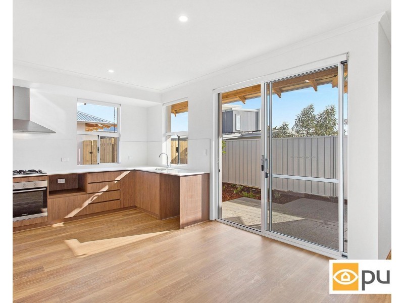 10/90 Winfield Street, Hamilton Hill WA 6163