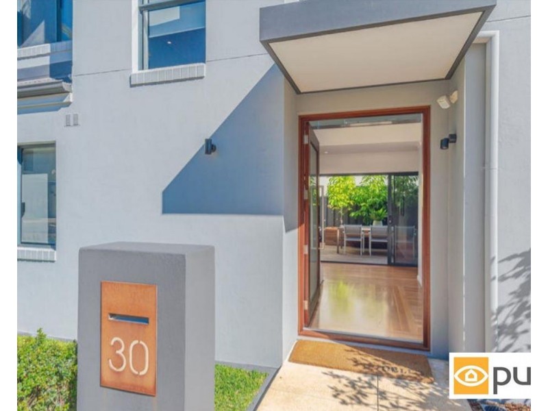 30 Pensioner Guard Road, North Fremantle WA 6159