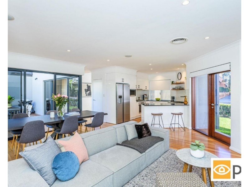 30 Pensioner Guard Road, North Fremantle WA 6159