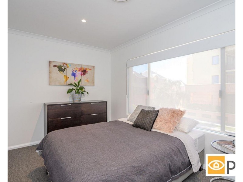 30 Pensioner Guard Road, North Fremantle WA 6159