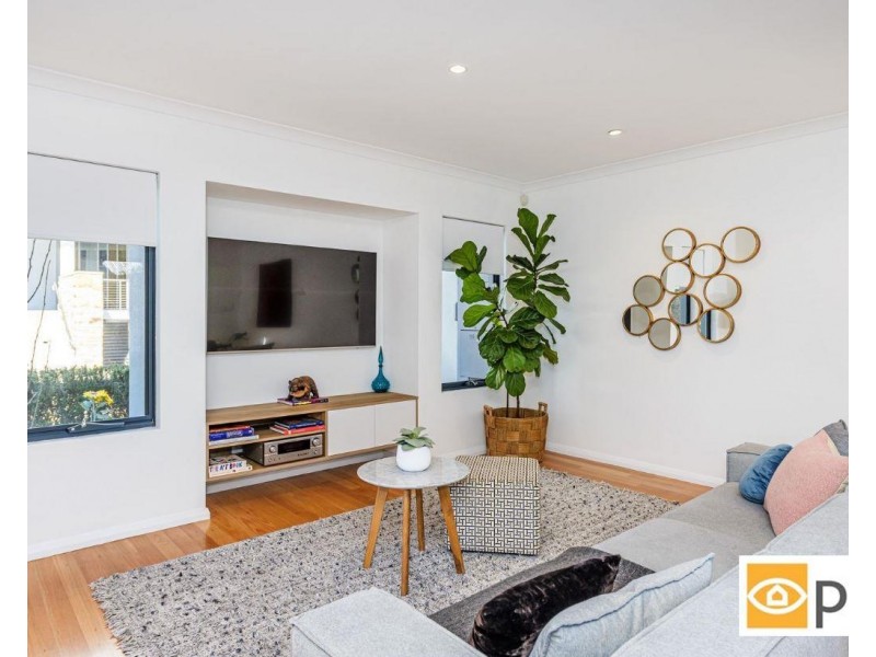 30 Pensioner Guard Road, North Fremantle WA 6159