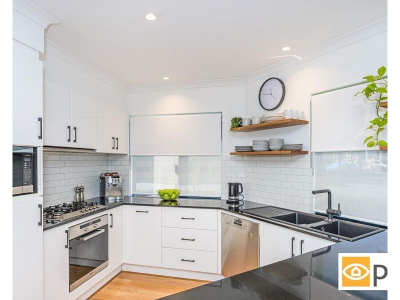 30 Pensioner Guard Road, North Fremantle WA 6159