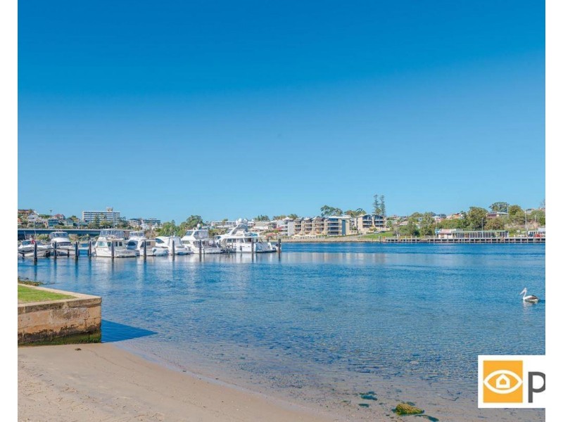 30 Pensioner Guard Road, North Fremantle WA 6159