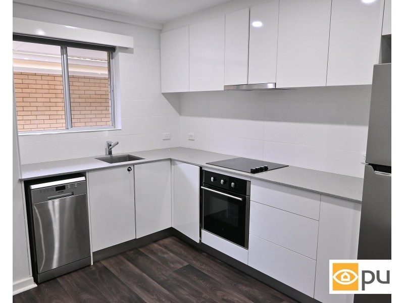 4/13 Currie Street, Jolimont WA 6014