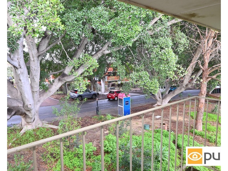 4/13 Currie Street, Jolimont WA 6014