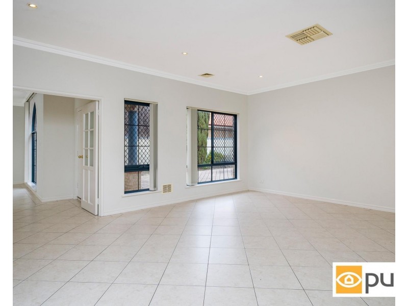 10C Hindmarsh Avenue, Yokine WA 6060