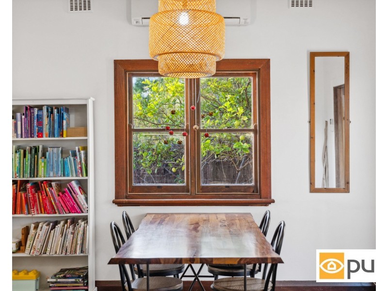 18 Newmarket Street, Beaconsfield WA 6162