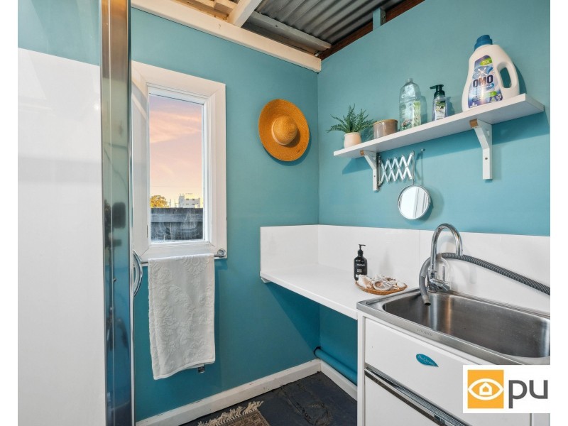 18 Newmarket Street, Beaconsfield WA 6162