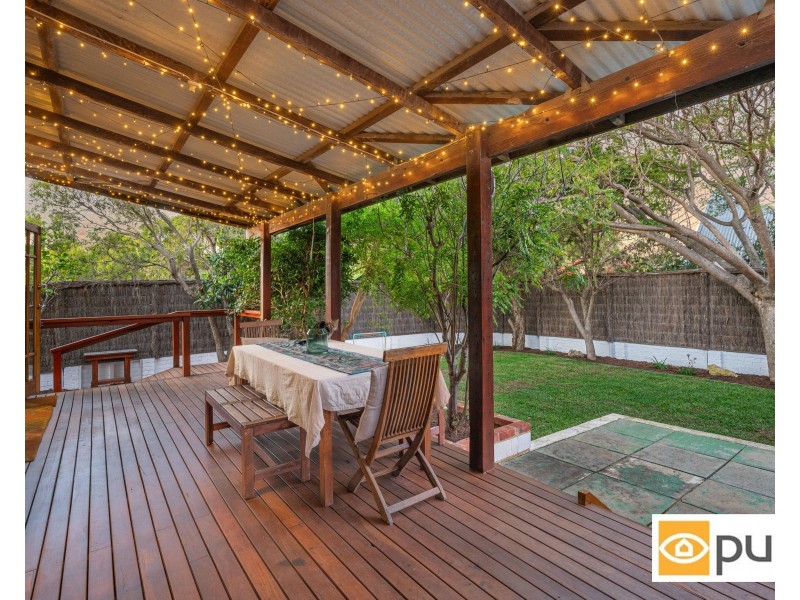 18 Newmarket Street, Beaconsfield WA 6162