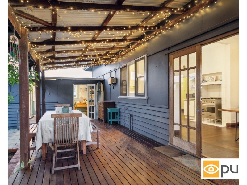 18 Newmarket Street, Beaconsfield WA 6162