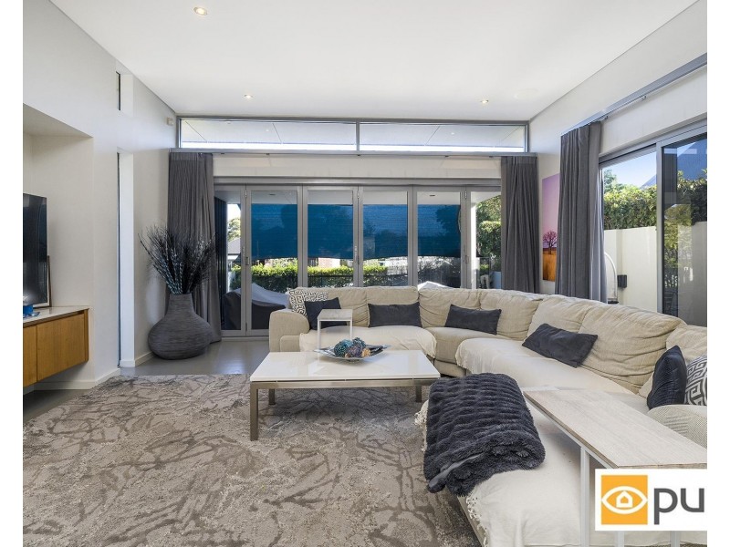 10 Hilda Street, Shenton Park WA 6008
