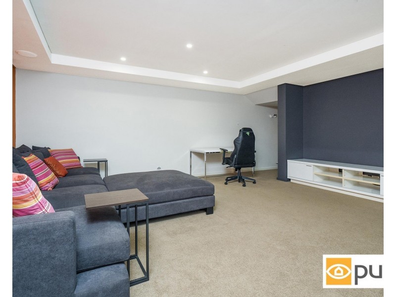 10 Hilda Street, Shenton Park WA 6008