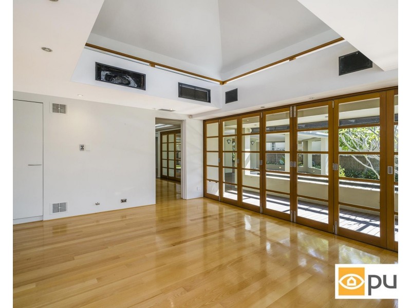 11 Wood Street, Swanbourne WA 6010