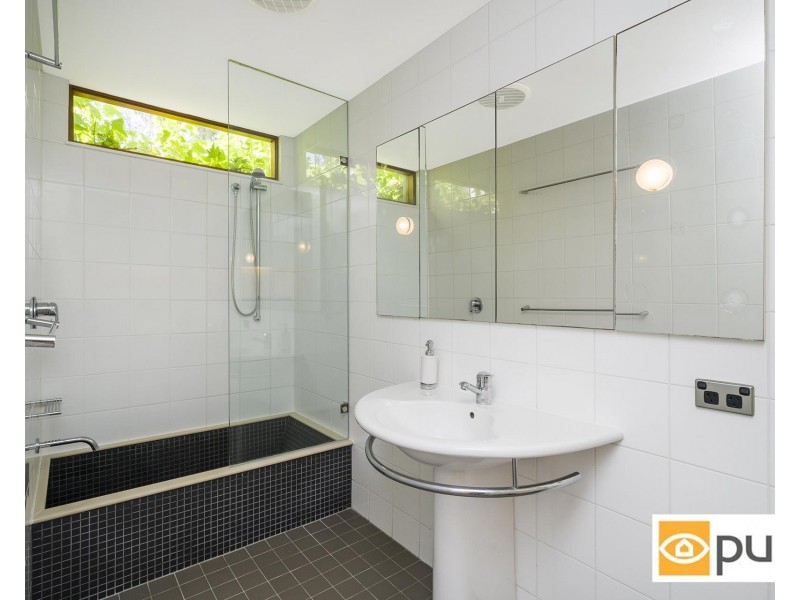 11 Wood Street, Swanbourne WA 6010