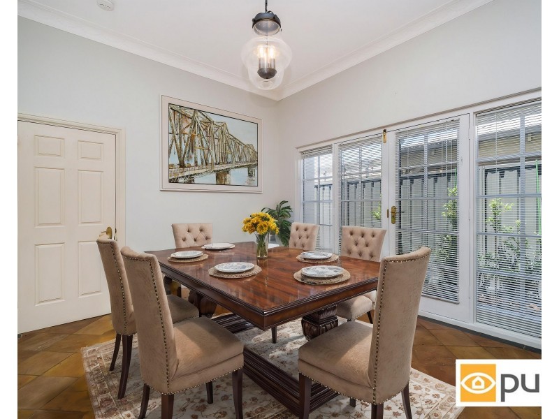 8 The Grove, Wembley WA 6014