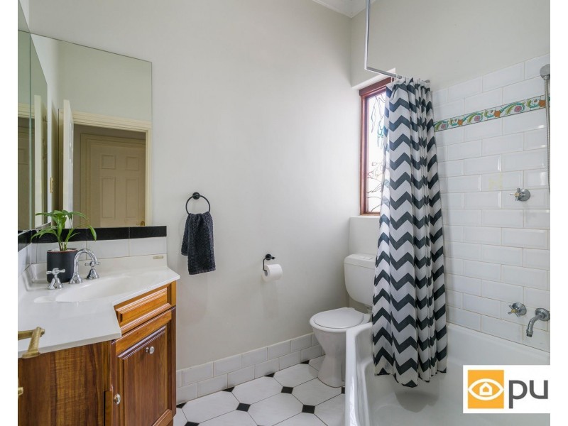 8 The Grove, Wembley WA 6014