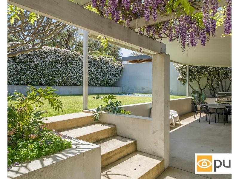 8 Columba Place, Peppermint Grove WA 6011