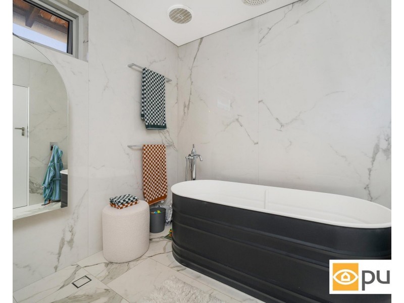 8 Columba Place, Peppermint Grove WA 6011