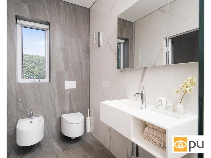 8 Columba Place, Peppermint Grove WA 6011