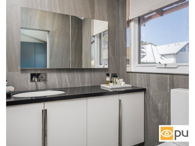 8 Columba Place, Peppermint Grove WA 6011